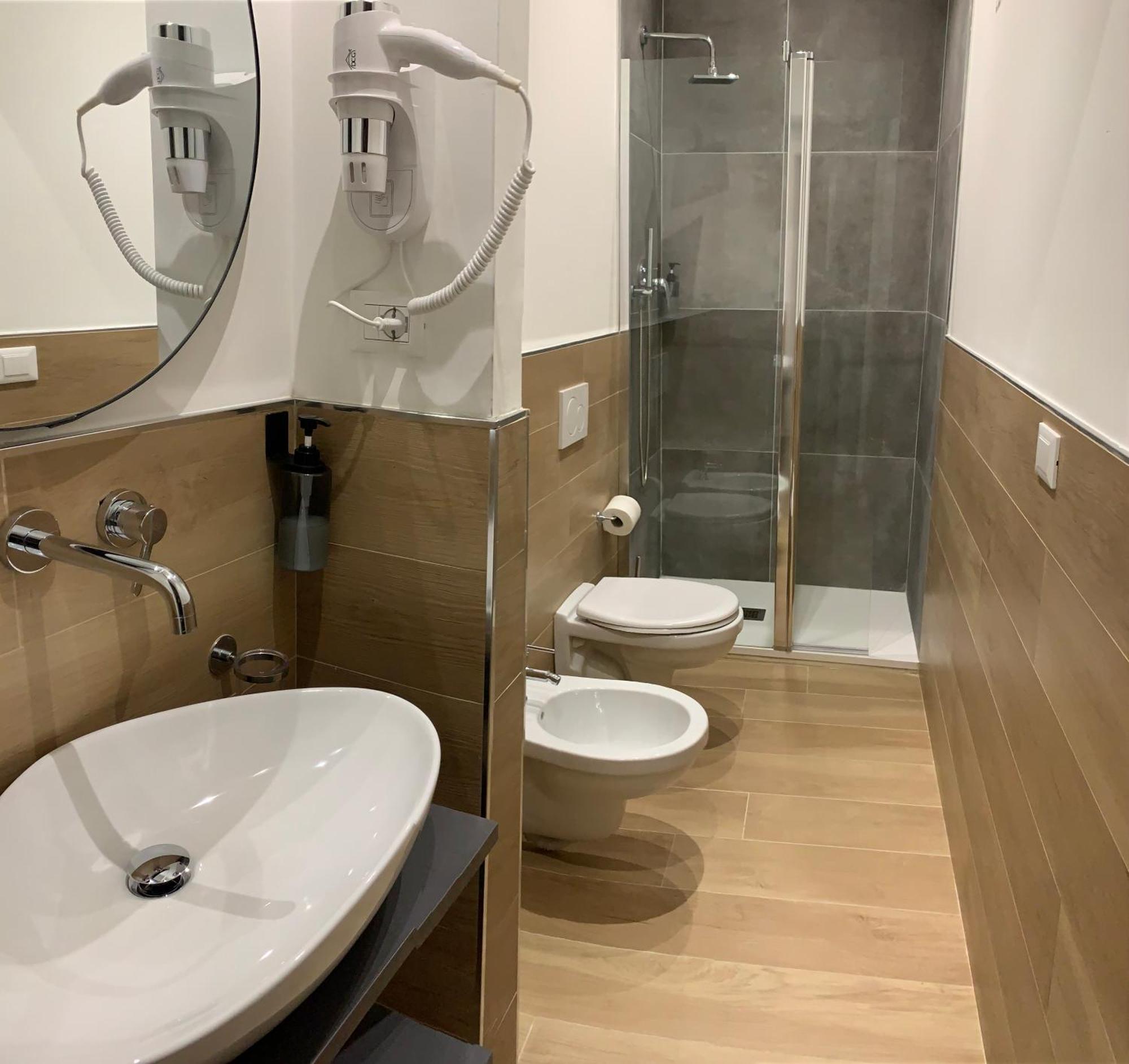 Lame 46 Rooms Bologna Ngoại thất bức ảnh